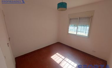 Departamento 4 ambientes en venta en San Miguel