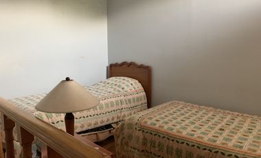 Buena casa en Bosques de las Lomas para actualizar