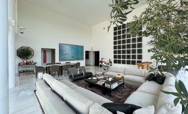 Extraordinaria casa en venta