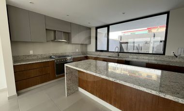 Casa en venta en Paseos del Bosque