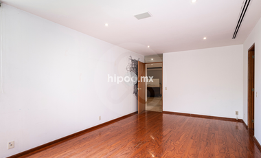 Antares Departamento en venta en Lomas Country Club