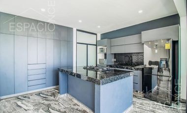 Casa en Fraccionamiento Burgos Bugambilias