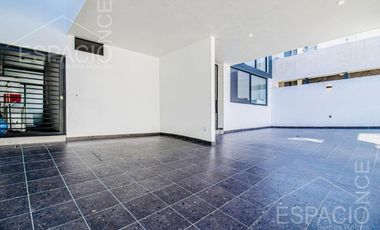 Casa en Fraccionamiento Burgos Bugambilias