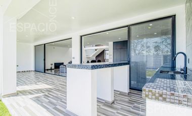 Casa en Fraccionamiento Burgos Bugambilias