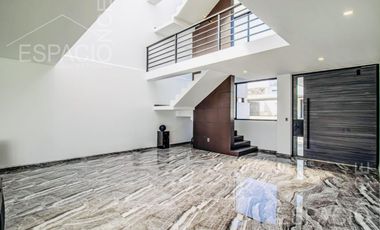 Casa en Fraccionamiento Burgos Bugambilias