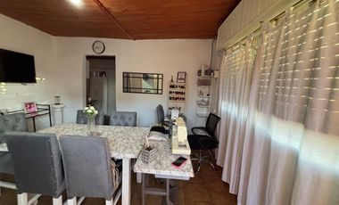 VENTA CASA CLAYPOLE