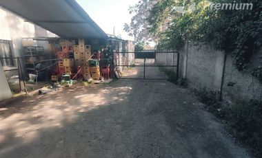 Casa en Venta en Sarento Aldea / Casa en venta 4 Dormitorios 3 Baños Local Comercial. Galpon y 10 Estacionamientos en El Bosque