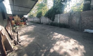 Casa en Venta en Sarento Aldea / Casa en venta 4 Dormitorios 3 Baños Local Comercial. Galpon y 10 Estacionamientos en El Bosque