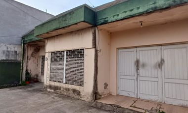VENTA CASA 4 AMBIENTES VILLA LUZURIAGA PERMUTA