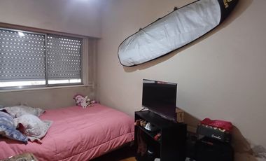 VENTA CASA 4 AMBIENTES VILLA LUZURIAGA PERMUTA