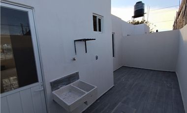 CASA 2 RECAMARAS  SAN MIGUEL (FLAMINGOS) SAHUAYO MICHOACAN