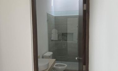 CASA EN RENTA EN CANCUN  RESIDENCIAL AQUA