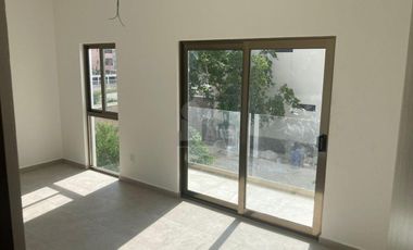 CASA EN RENTA EN CANCUN  RESIDENCIAL AQUA