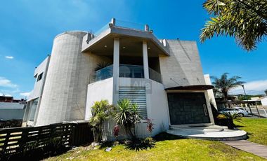 Venta de residencia en Fraccionamiento Bosque de Niebla en Xalapa, Ver.