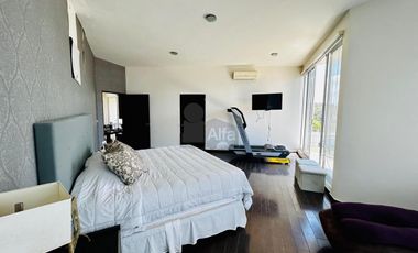 Venta de residencia en Fraccionamiento Bosque de Niebla en Xalapa, Ver.
