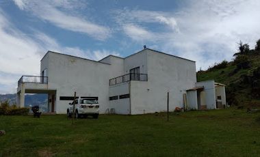 VENTA de FINCAS en COPACABANA