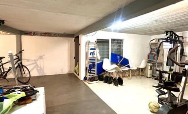 Casa en  Vicente López con pileta y quincho