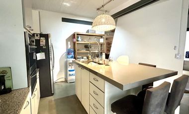 Casa en  Vicente López con pileta y quincho