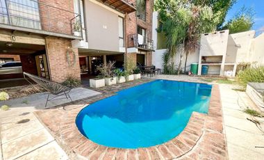 duplex en PB con Jardin 3 ambientes