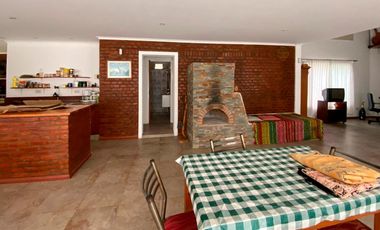 Venta Casa Quinta 3 Dormitorios en Roldán con Pileta