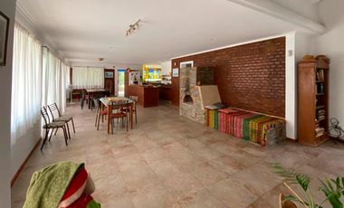 Venta Casa Quinta 3 Dormitorios en Roldán con Pileta