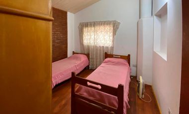 Venta Casa Quinta 3 Dormitorios en Roldán con Pileta