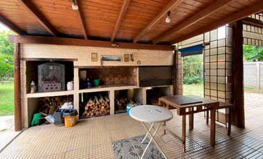 Venta Casa Quinta 3 Dormitorios en Roldán con Pileta