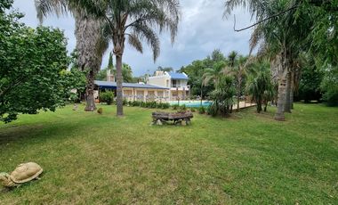 Venta Casa Quinta 3 Dormitorios en Roldán con Pileta