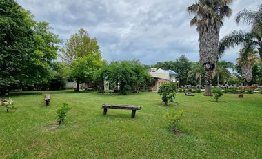 Venta Casa Quinta 3 Dormitorios en Roldán con Pileta