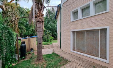Venta Casa Quinta 3 Dormitorios en Roldán con Pileta