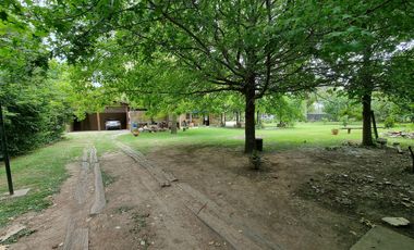 Venta Casa Quinta 3 Dormitorios en Roldán con Pileta