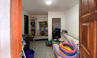 Venta Casa Quinta 3 Dormitorios en Roldán con Pileta