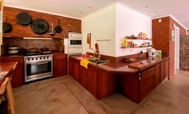 Venta Casa Quinta 3 Dormitorios en Roldán con Pileta