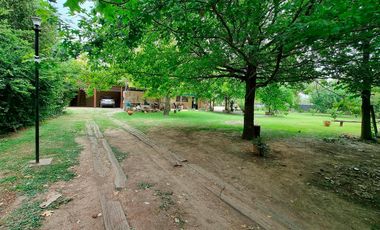 Venta Casa Quinta 3 Dormitorios en Roldán con Pileta