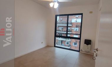 departamento 2 ambientes al frente con balcón