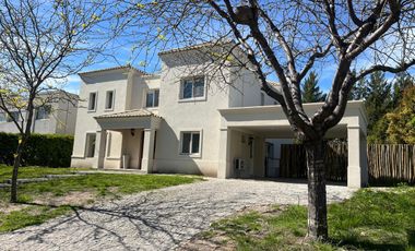 Casa en  Barrio Privado El Encuentro