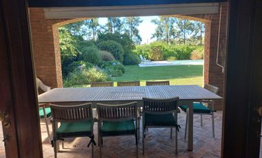 Casa en san isidro chico 4 dormitorios