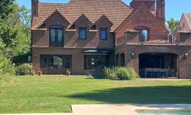 Casa en san isidro chico 4 dormitorios