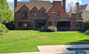 Casa en san isidro chico 4 dormitorios