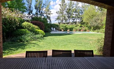 Casa en san isidro chico 4 dormitorios