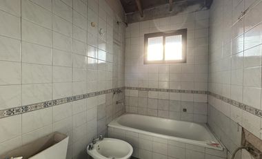 Casa en  VENTA en Boulogne Ideal 2 familias