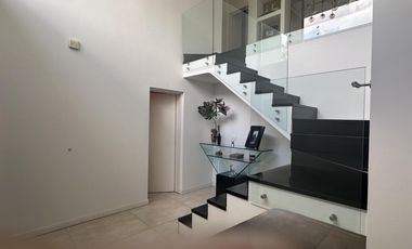 Casa en barrio Los Lagos en alquiler temporal, con 3 dormitorios