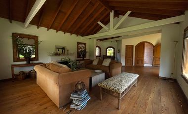 Casa en Las Lomas de San Isidro