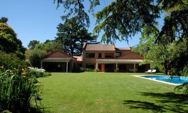 Casa en Las Lomas de San Isidro