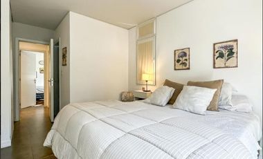 Departamento Sobre Av. Centenario Con Excelente Ubicación