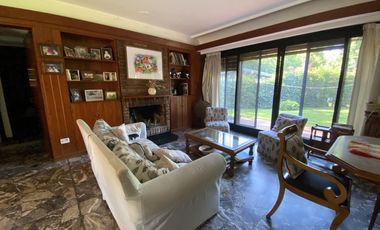 Casa en venta en Lomas de San Isidro