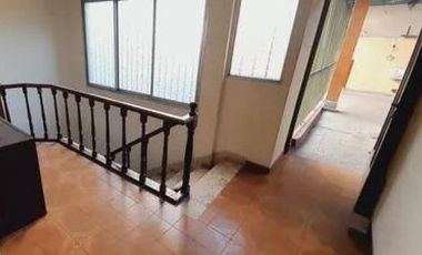 Casa en alquiler - 4 Dormitorios 2 Baños -300Mts2 - Caballito