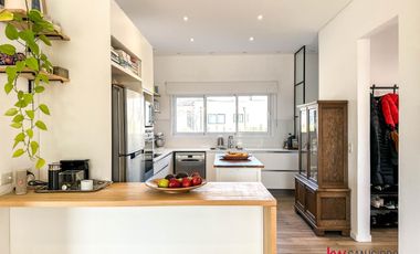 Casa en  alquiler anual en Escobar- Barrio Acacias- Puertos del Lago