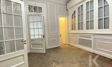 Casa apta oficinas, consultorio en La Plata
