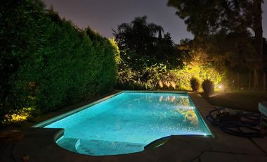 Casa en Alquiler  Pacheco Golf Club 4 dormitorios con jardin y pileta